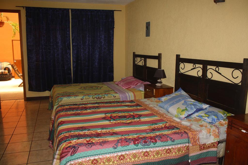 Hotel Kasa Kamelot Quetzaltenango Exterior photo